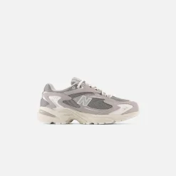 Outlet New Balance 725 Grey / White