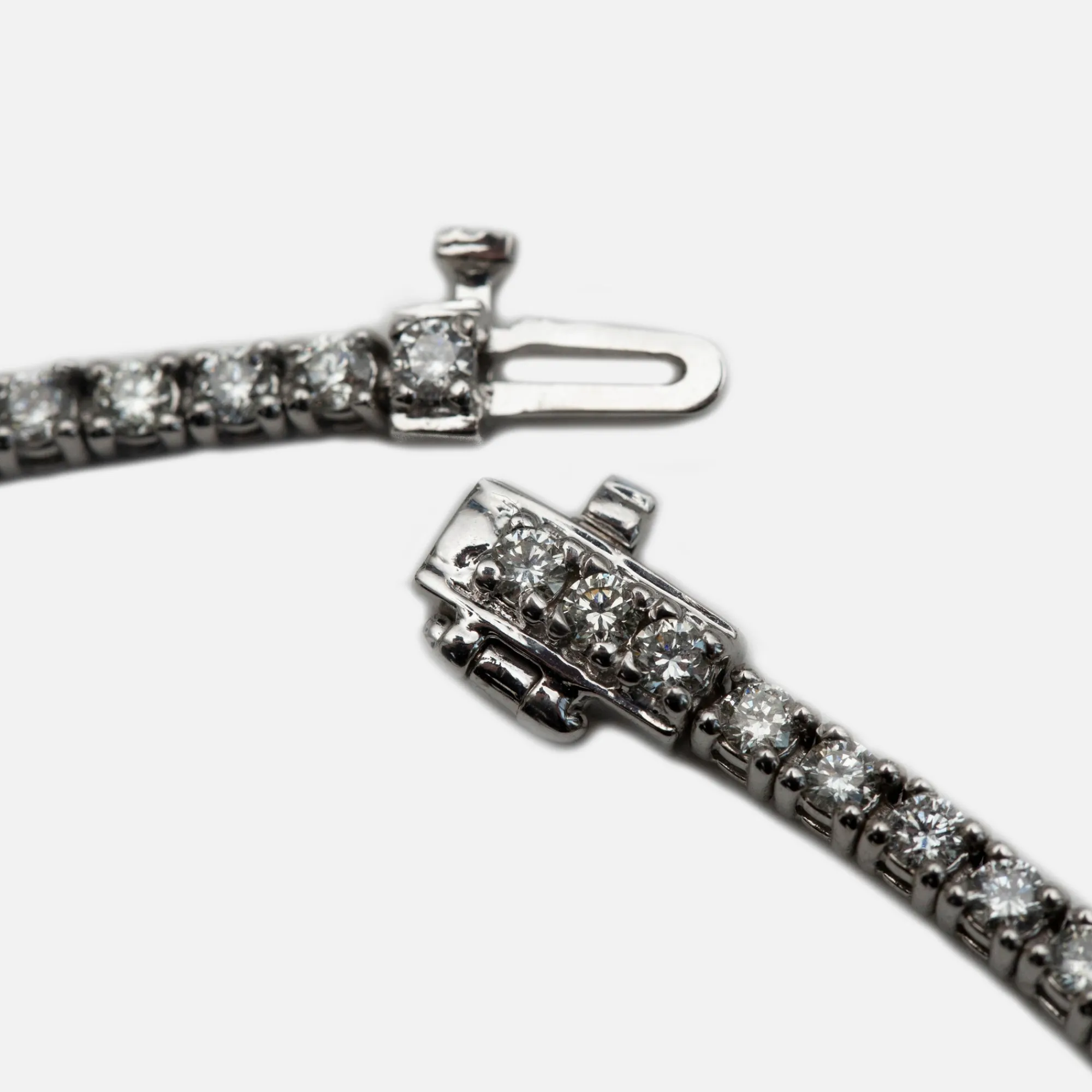 Online Greg Yuna 5 Pointer Tennis Bracelet White Gold