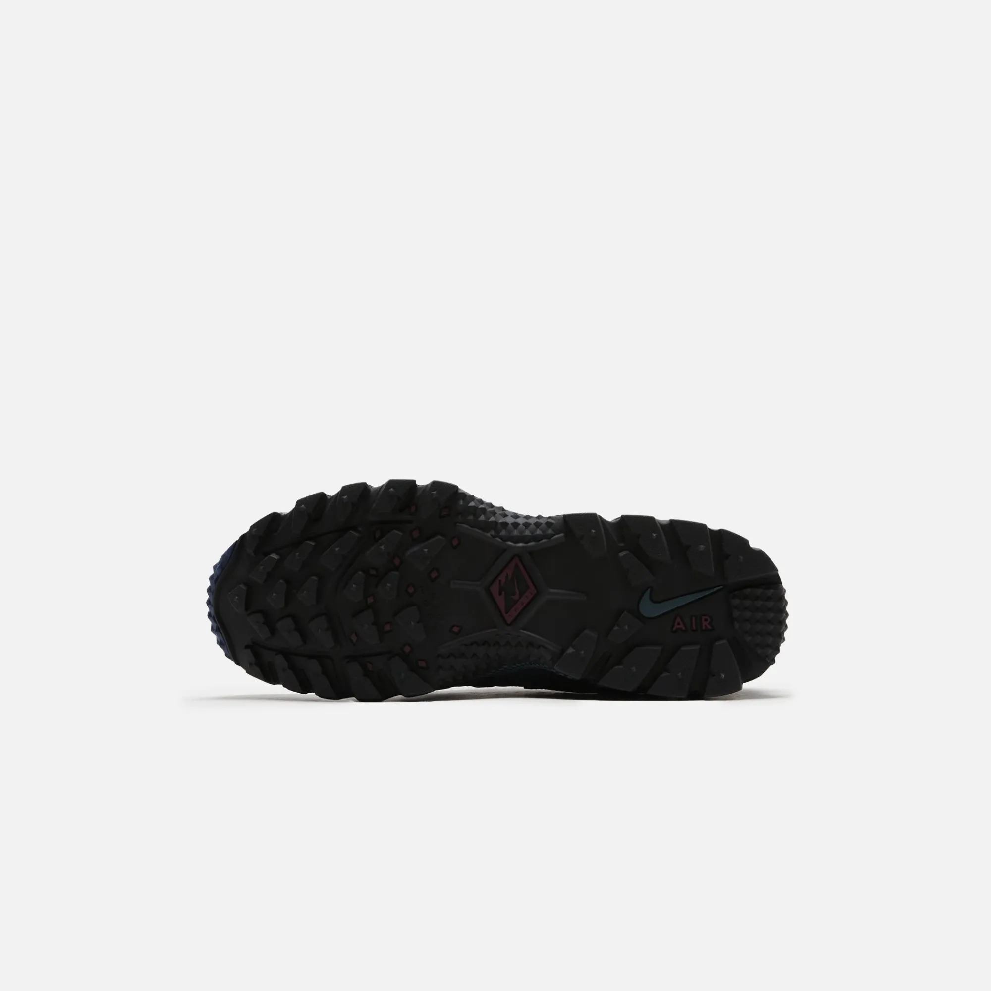 Shop Nike Air Humara Qs Silver / Midnight Navy / Black / Desert Bronze