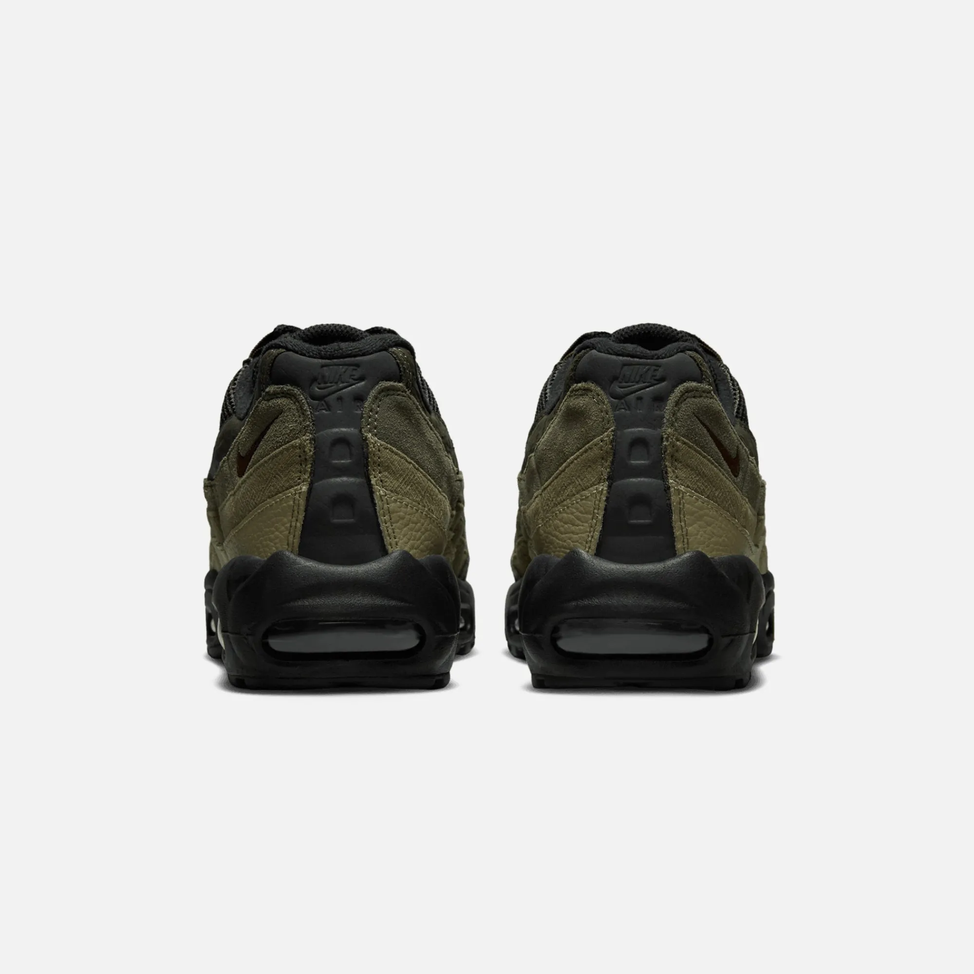 Discount Nike Air Max 95 Black / Earth / Sequoia / Cargo Khaki