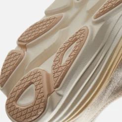 Store HOKA Bondi 8 Shifting Sand / Eggnog