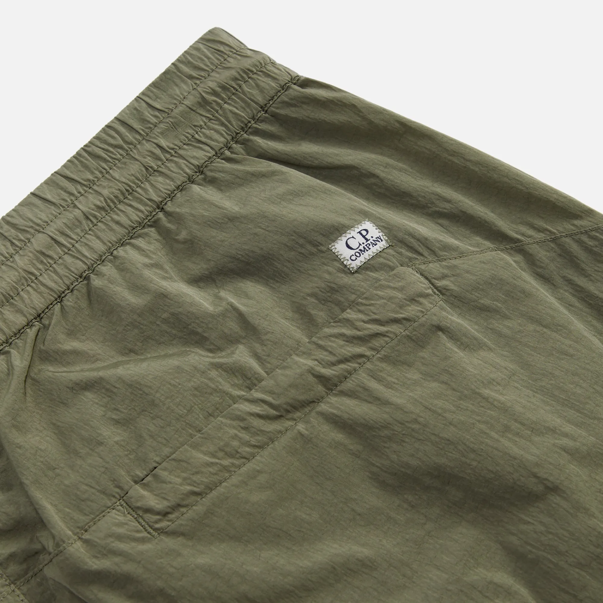 Fashion CP Company Chrome-R Zipped Shorts Bronze Green