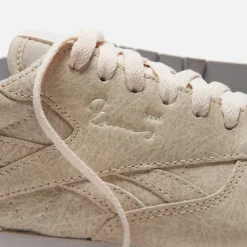 Cheap Reebok Classic Leather Sandtrap / White / Grey