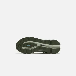 Best On Running Cloudrock 2 Waterproof Reseda / Aloe