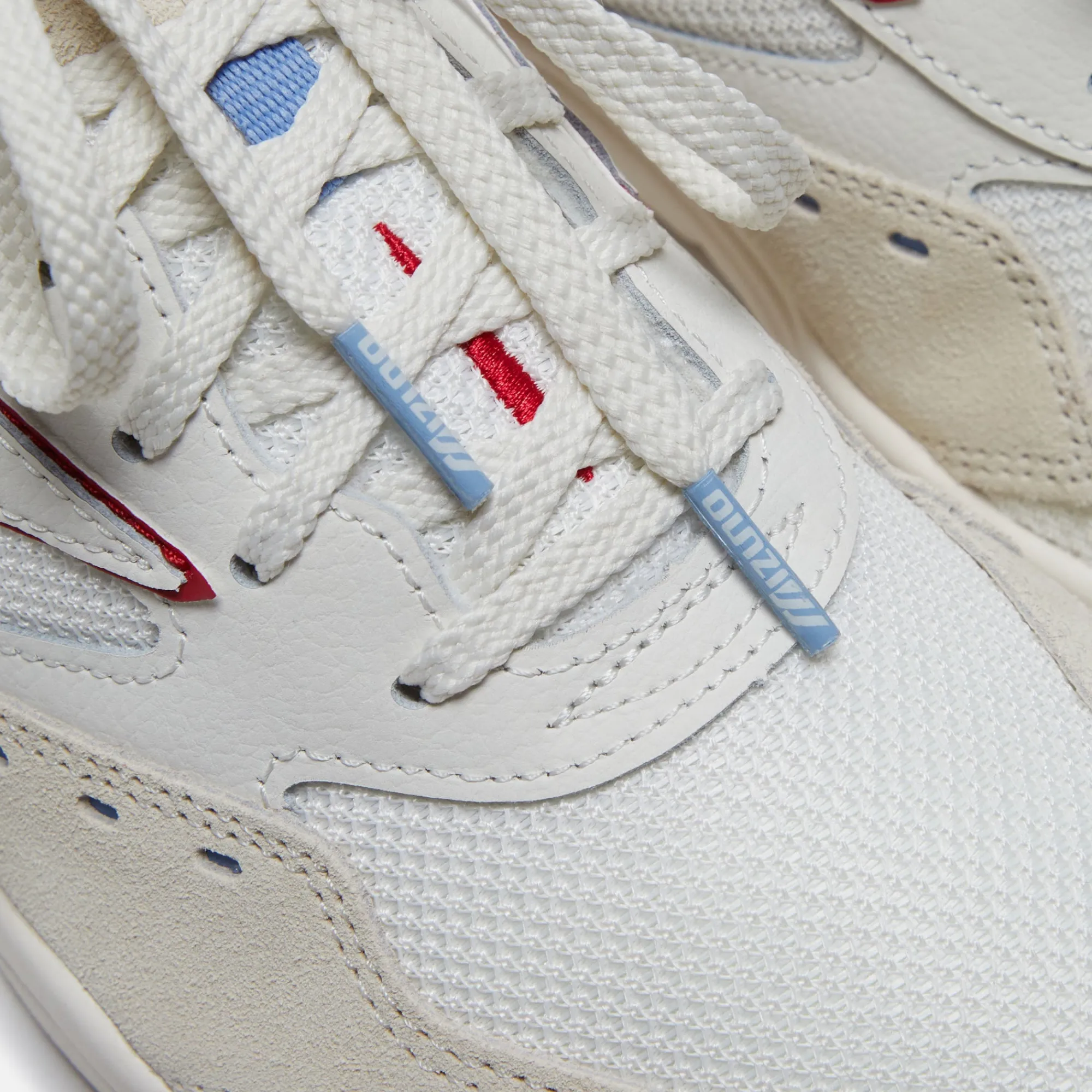 Store Mizuno Contender Snow White / High Risk Red / Pristine