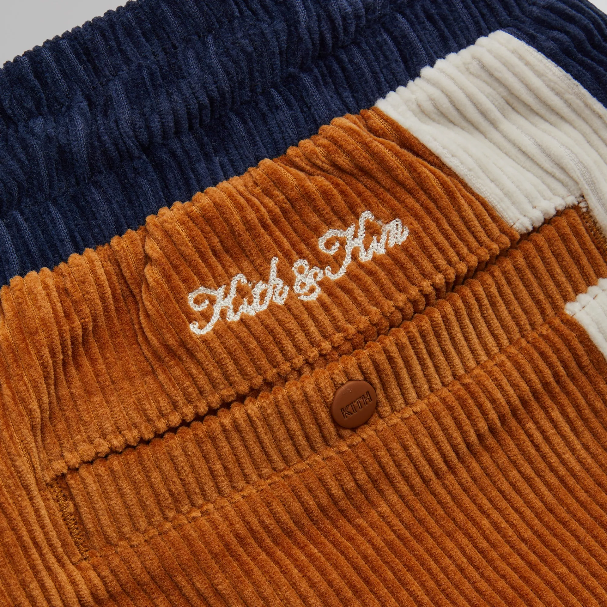 Sale Kith Curtis Short Carmelite