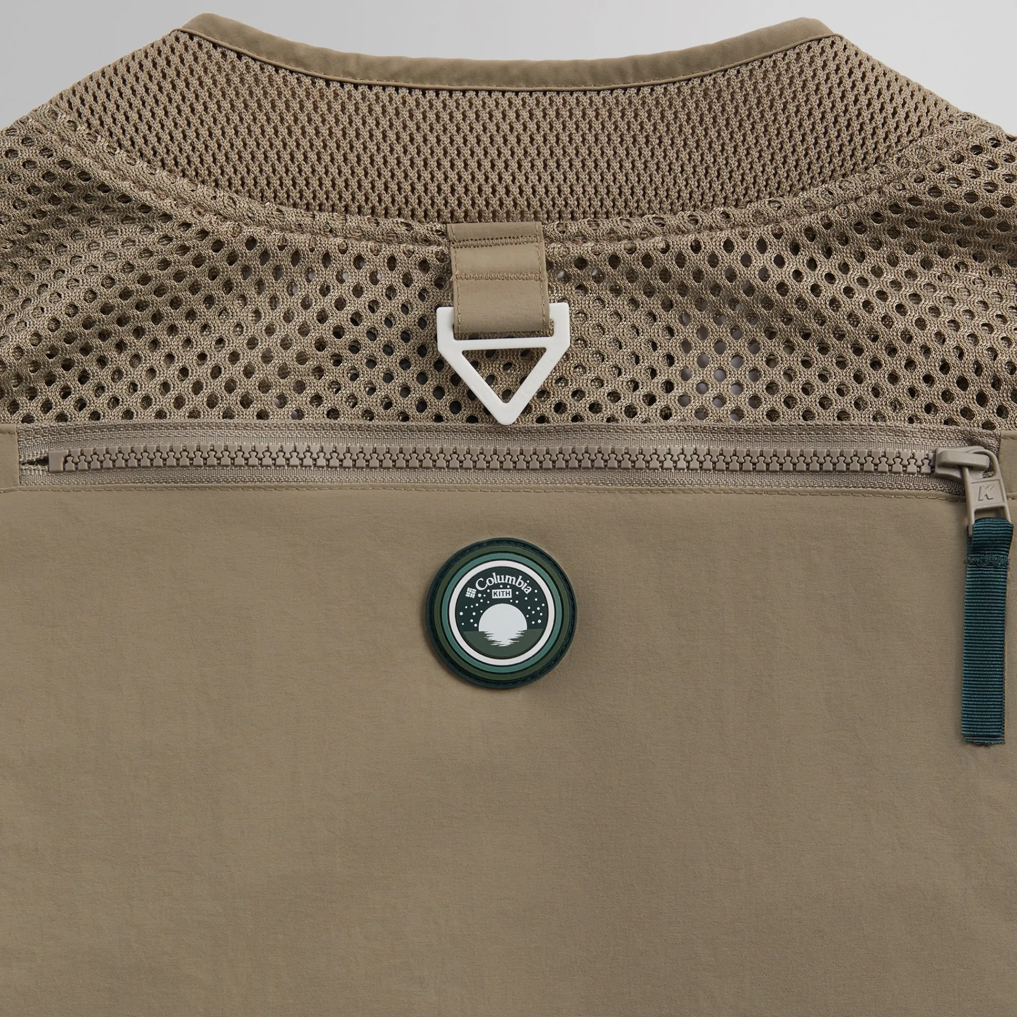 Online Kith For Columbia Pfg Cool Creek™ Vest Pebble