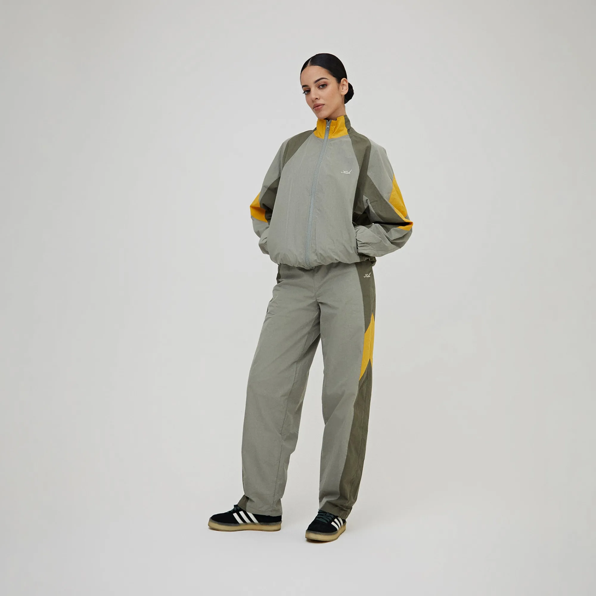 Online Kith Women Carter Color-Blocked Wind Pant Plaster