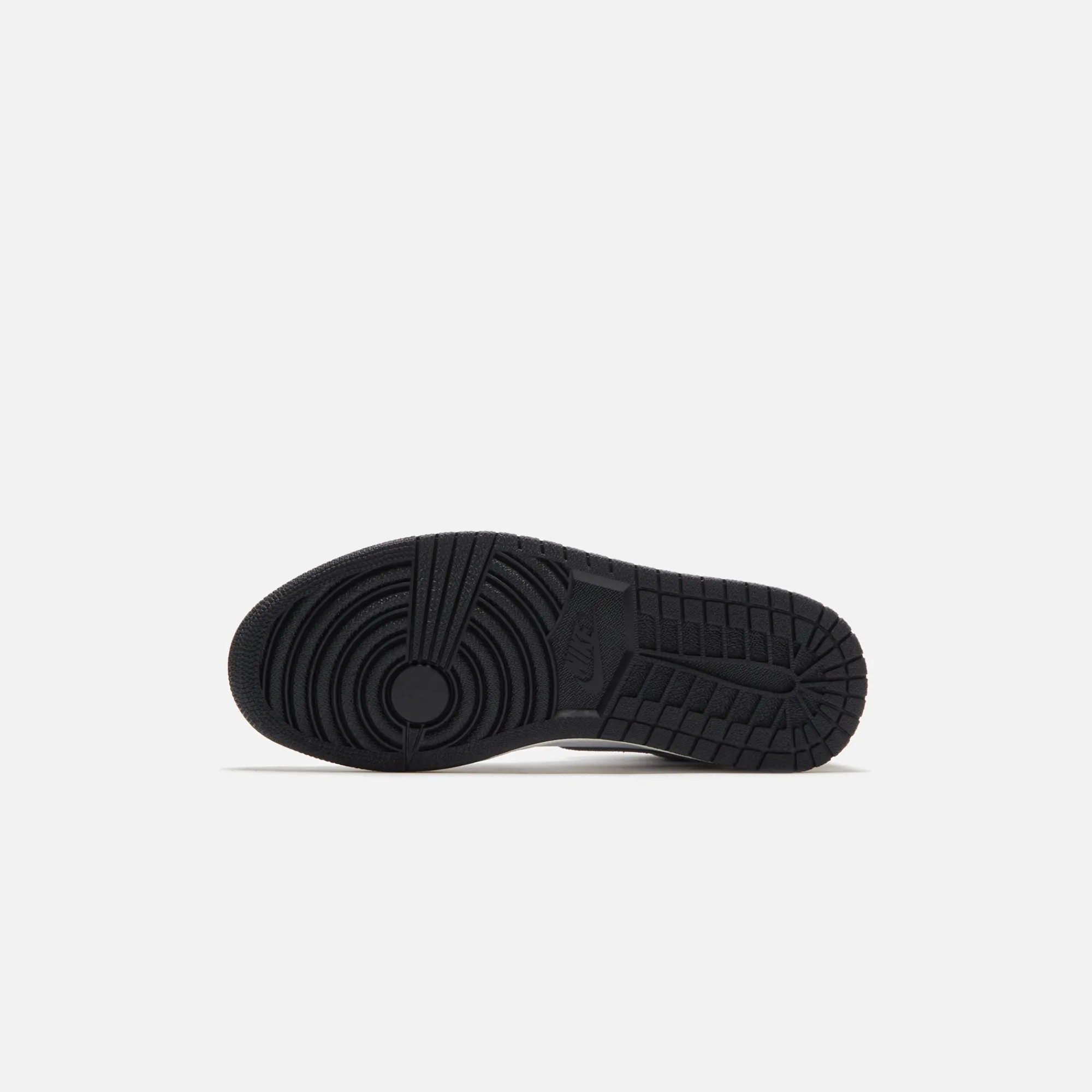 Hot Jordan Nike Air1 Retro High Og Black / Fire Red / White / Light Smoke Grey