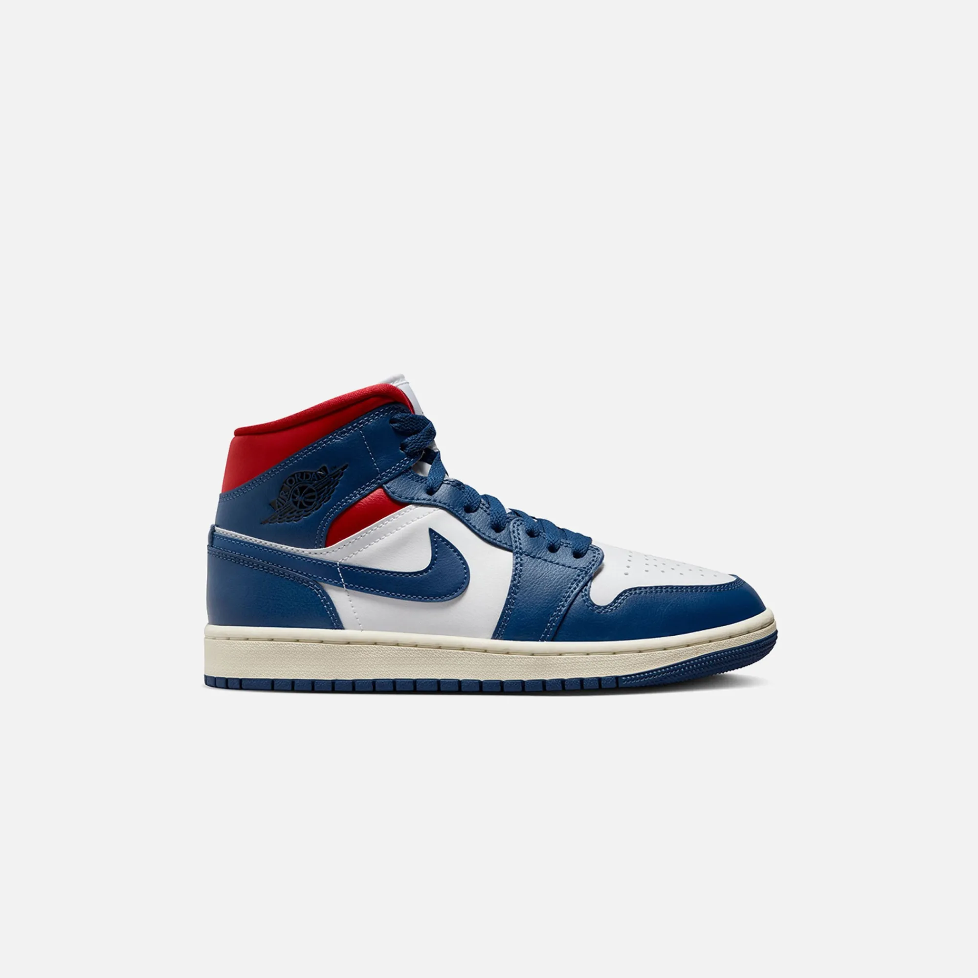 Outlet Jordan Nike Wmns Air1 Mid White / French Blue / Gym Red / Sail