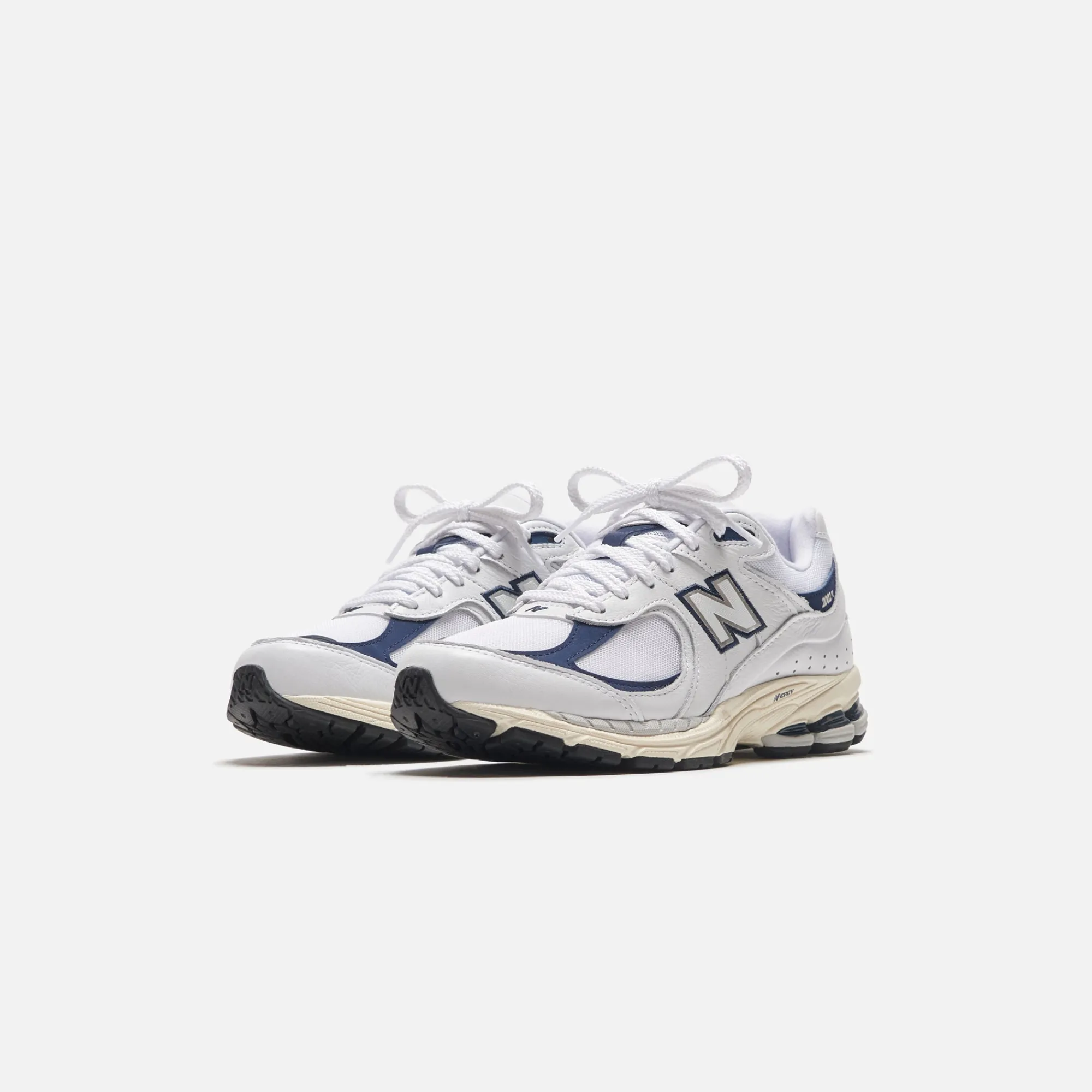 Cheap New Balance 2002R White / Natural Indigo / Angora