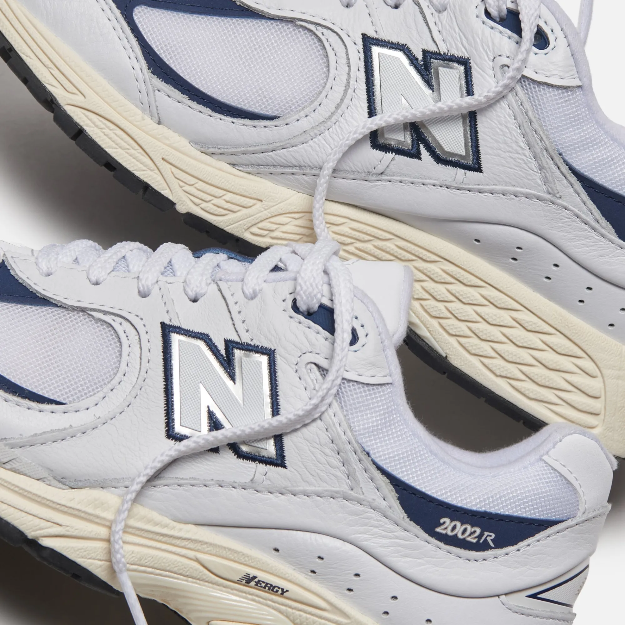 Cheap New Balance 2002R White / Natural Indigo / Angora