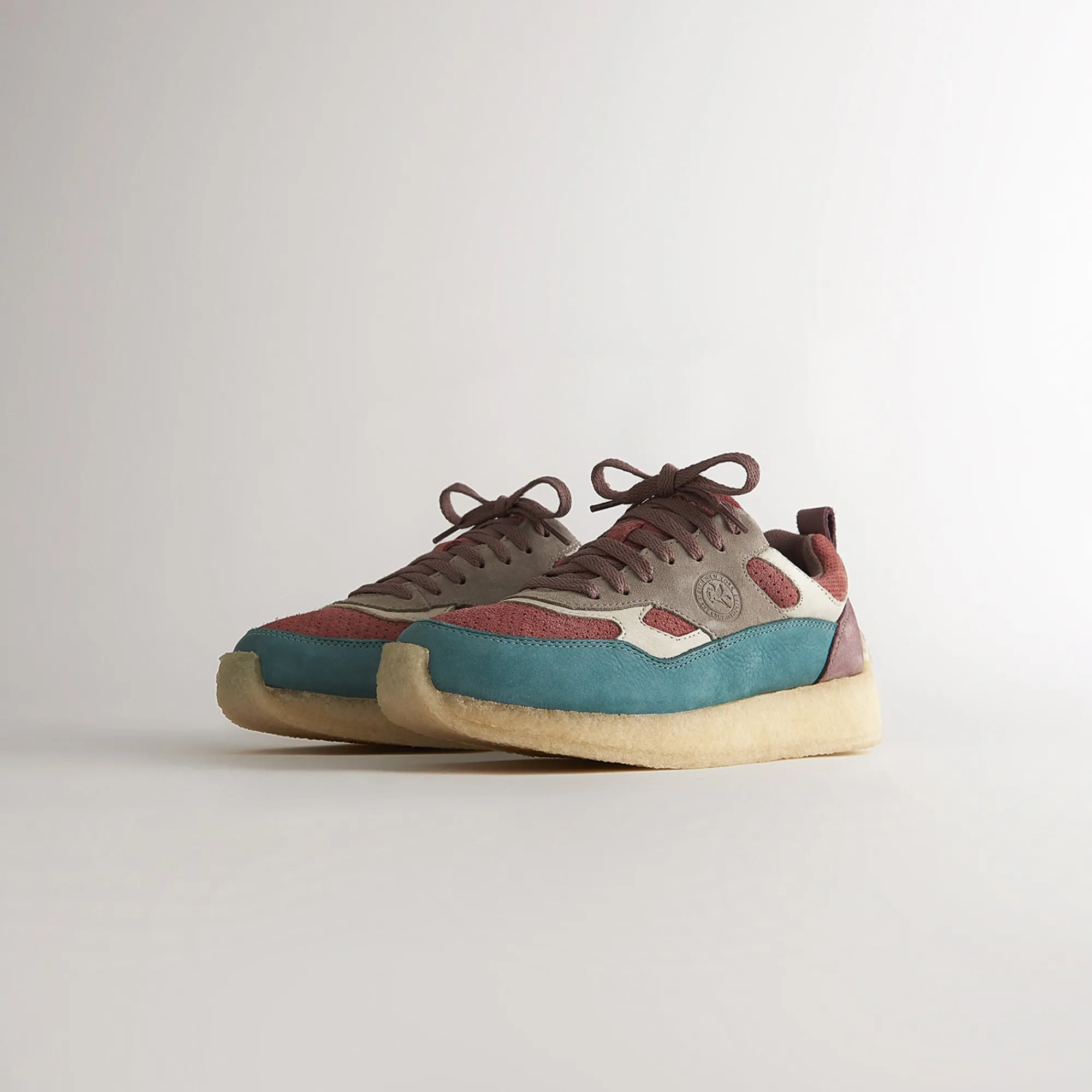 Hot Kith Ronnie Fieg For Clarks 8Th Street Lockhill Pink / Blue
