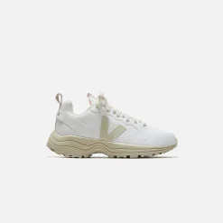 Shop Veja Venturi Alveomesh Cwl White / Pierre / Natural