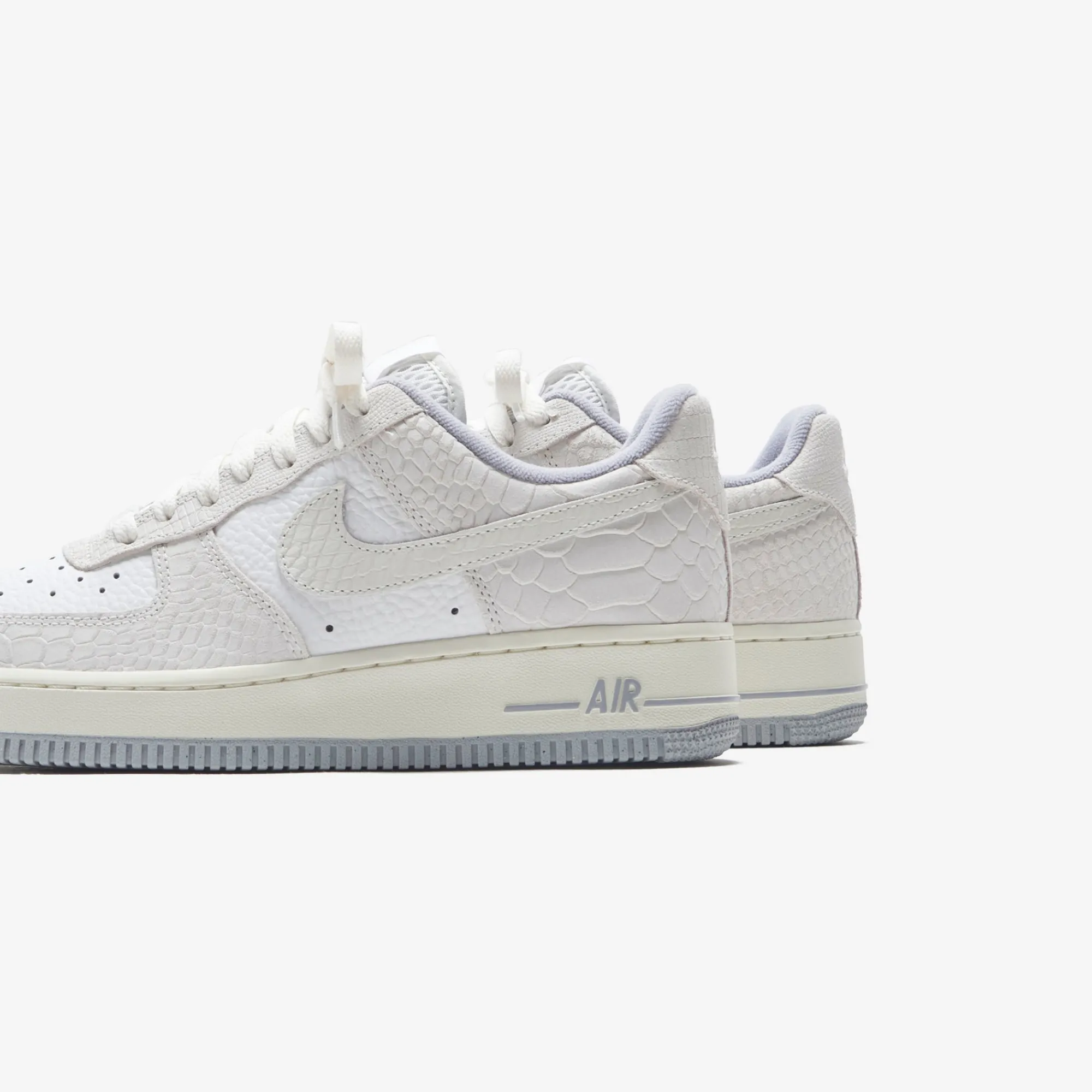 Best Sale Nike Wmns Air Force 1 `07 Summit White