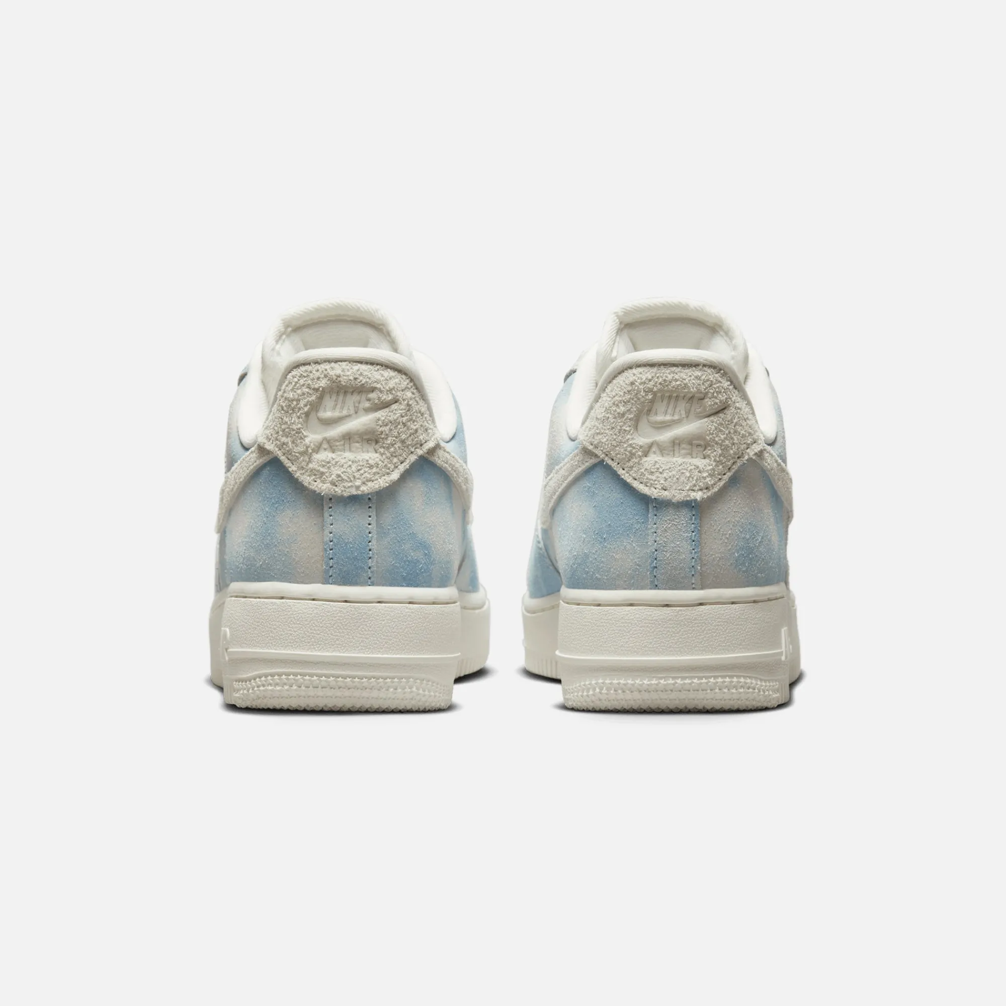 Sale Nike Wmns Air Force 1 '07 Se Celestine Blue / Sail