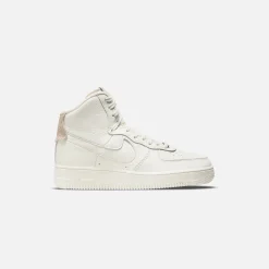 Outlet Nike Wmns Air Force 1 Sculpt Summit White / Coconut Milk / Gym Red