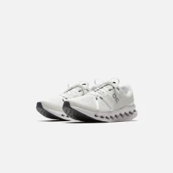 Fashion On Running Wmns Cloudsurfer White / Frost
