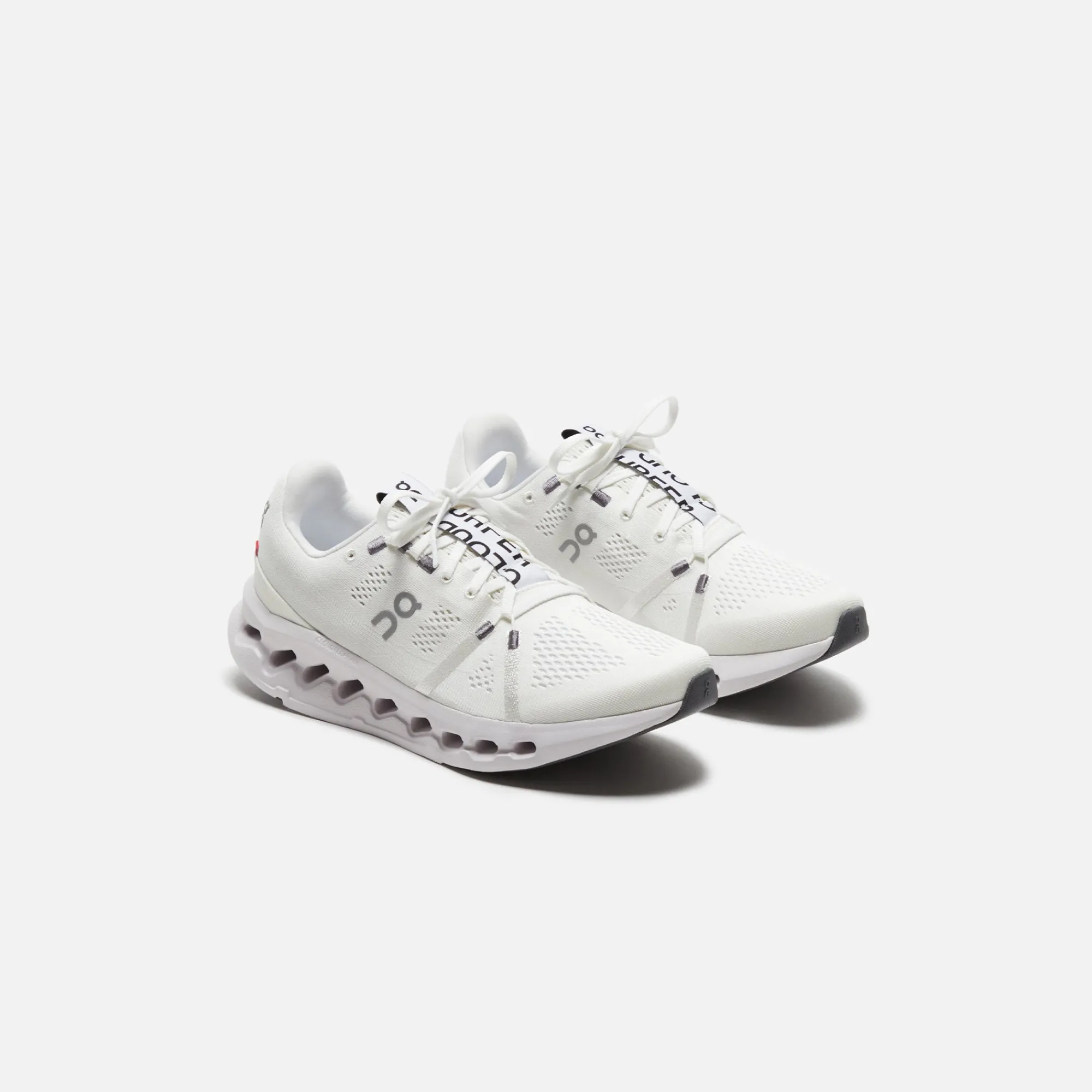 Fashion On Running Wmns Cloudsurfer White / Frost