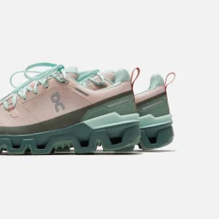 Cheap On Running Wmns Cloudwander Waterproof Doe / Ivy