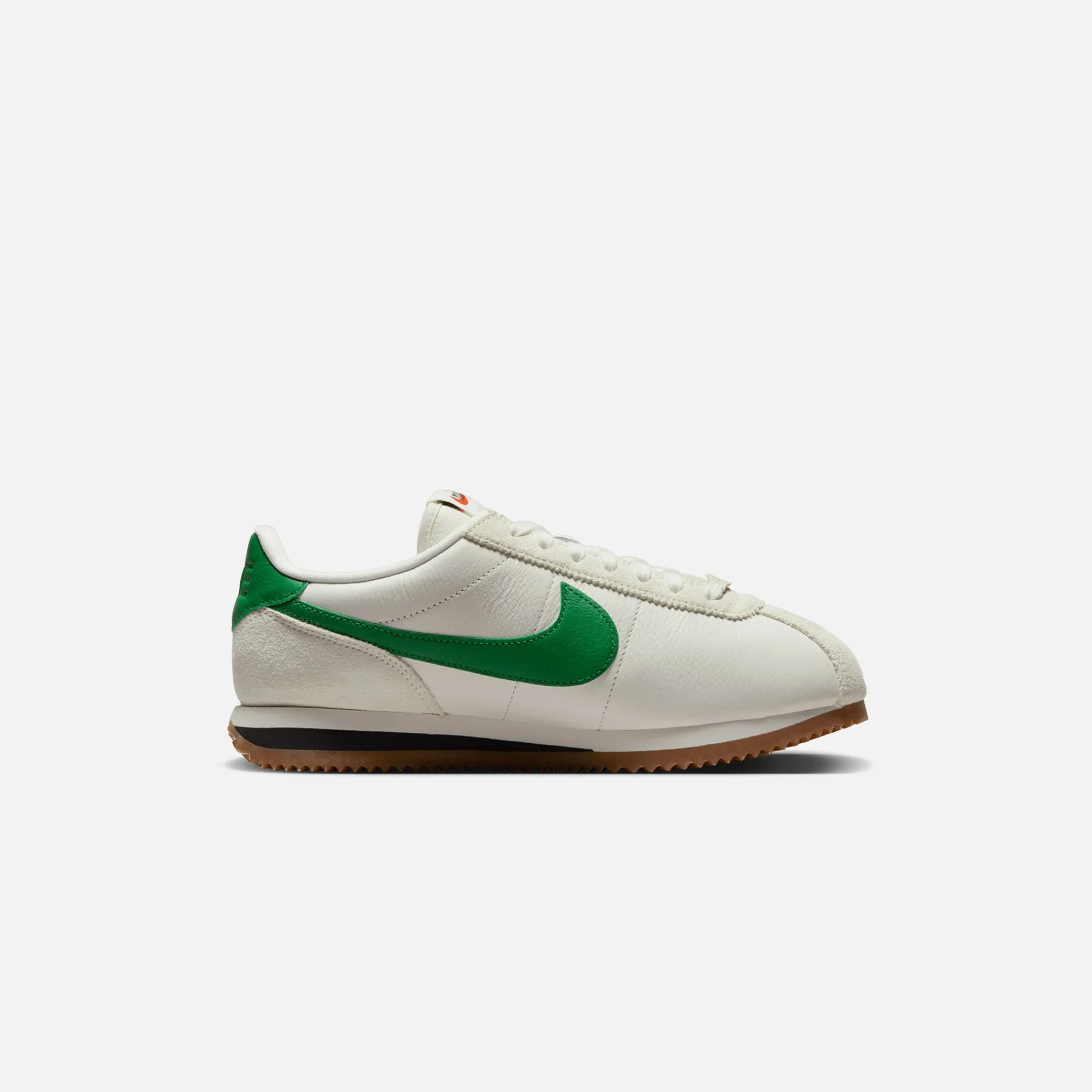 Hot Nike Wmns Cortez 23 Sail / Lucky Green / Black / Pale Vanilla