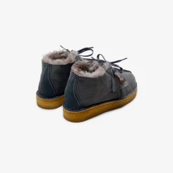 Shop Clarks Wmns Desert Trek Hi Wl Grey Suede