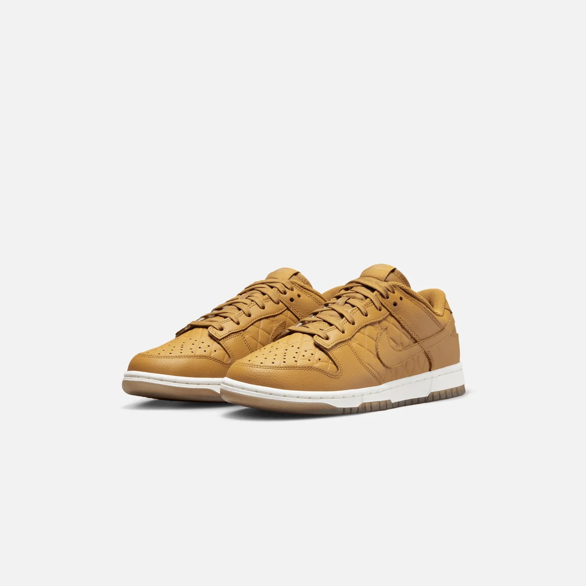 Best Sale Nike Wmns Dunk Low Bh Wheat / Sail / Black