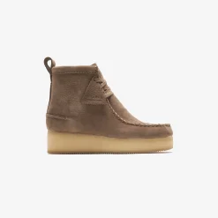 Discount Clarks Wmns Wallabee Craft Light Tan Nubuck